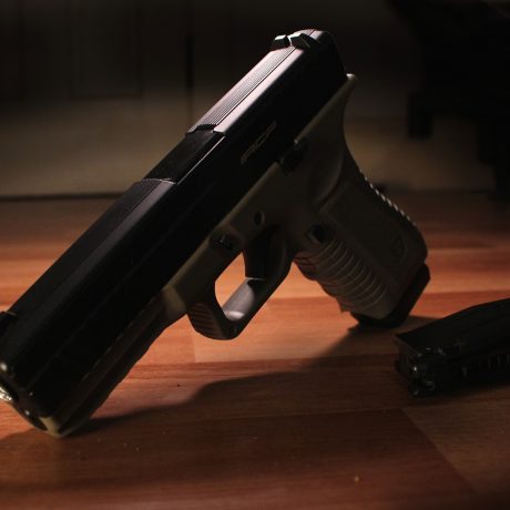 pozwolenie na broń w 6 krokach - pistolet